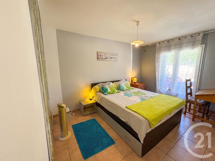 Image No.15-6 Bed House for sale