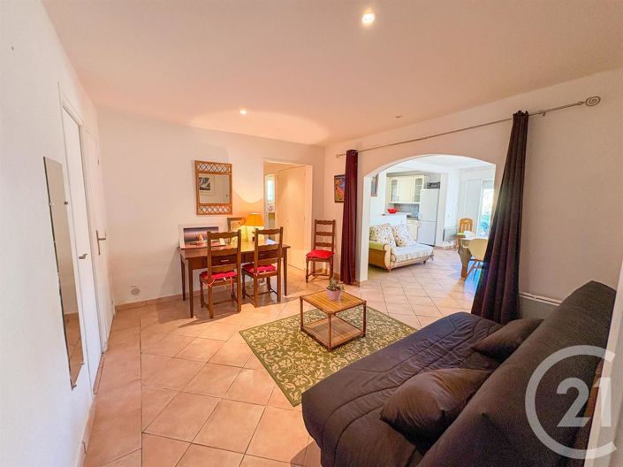 Image No.19-6 Bed House for sale