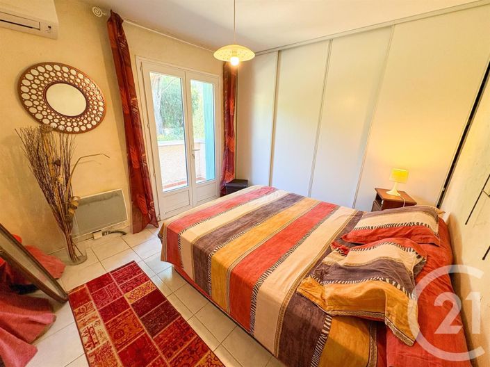 Image No.22-6 Bed House for sale