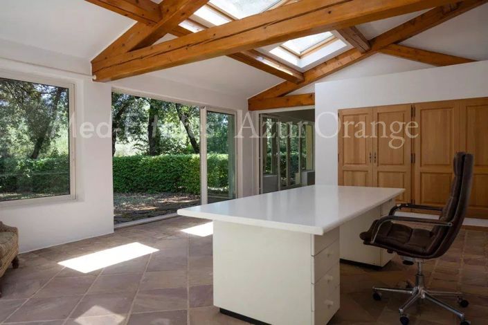 Image No.13-6 Bed House for sale