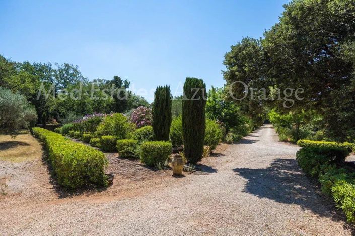 Image No.35-6 Bed House for sale