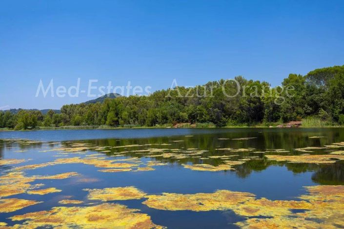 Image No.38-6 Bed House for sale