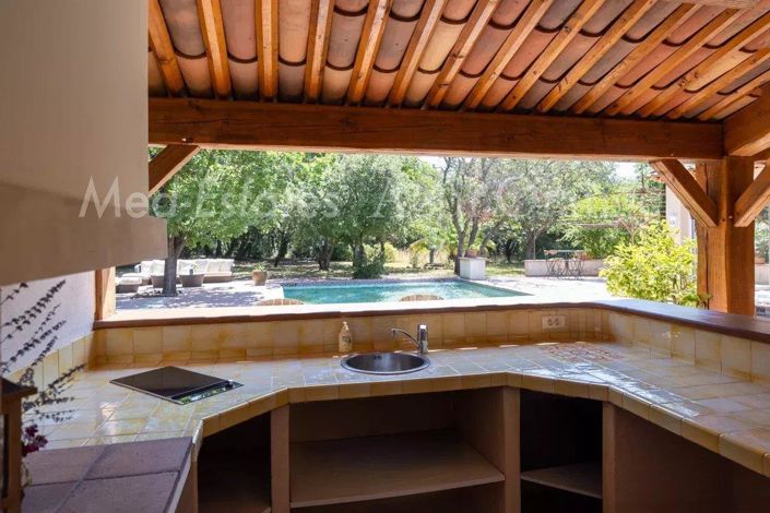 Image No.46-6 Bed House for sale