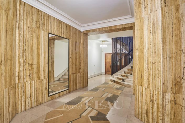 Image No.20-2 Bed Apartment for sale