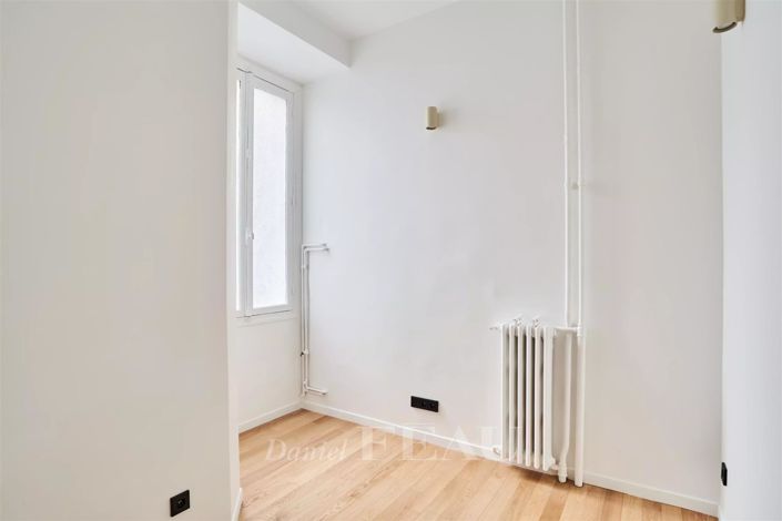 Image No.22-2 Bed Apartment for sale