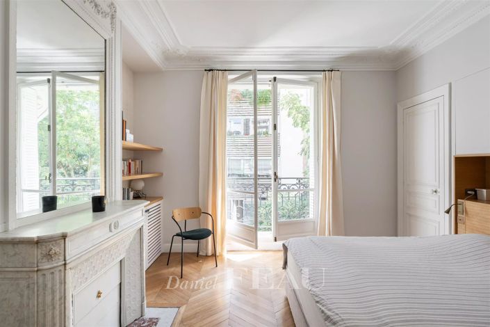 Image No.12-4 Bed Apartment for sale