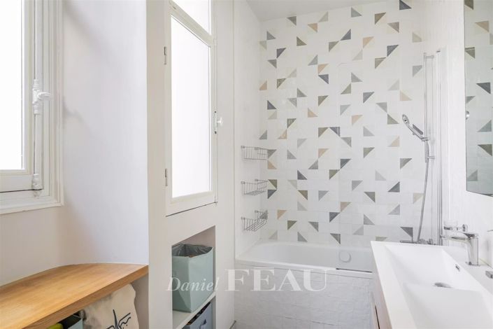 Image No.23-4 Bed Apartment for sale