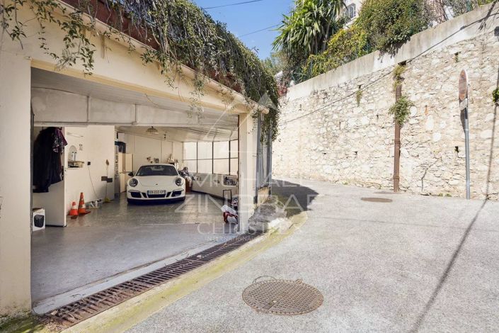 Image No.6-6 Bed House for sale