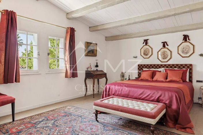 Image No.7-4 Bed House for sale