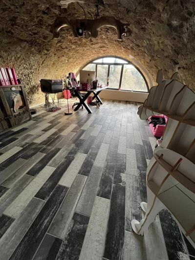 Image No.11-2 Bed House for sale