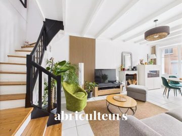 1 - Indre, House