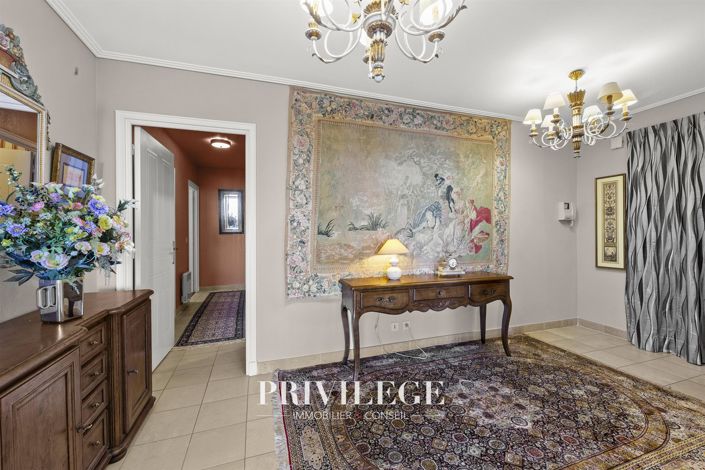 Image No.16-3 Bed House for sale