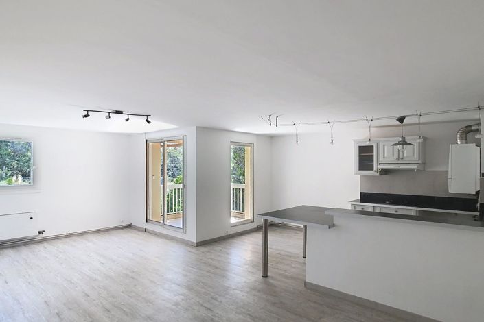Image No.1-3 Bed Apartment for sale