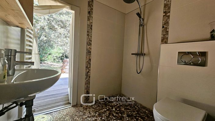 Image No.15-4 Bed House for sale