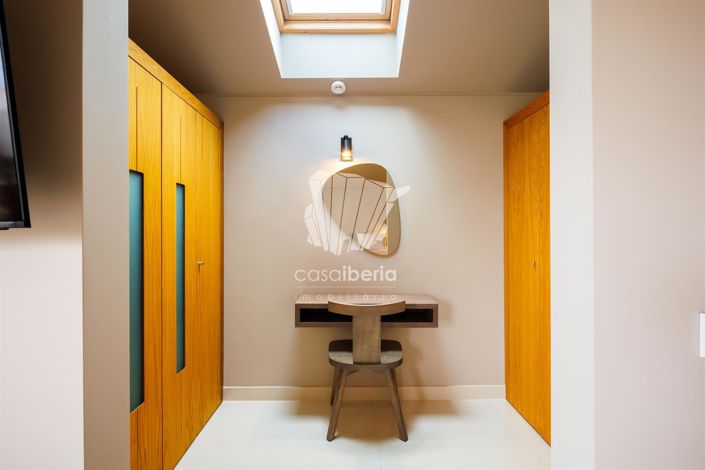 Image No.15-2 Bed House for sale