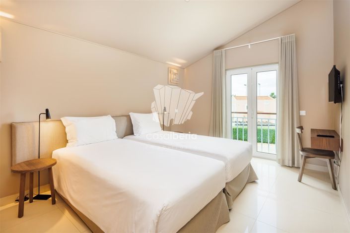 Image No.18-2 Bed House for sale