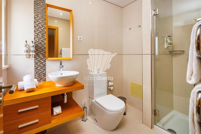 Image No.19-2 Bed House for sale