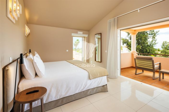 Image No.17-3 Bed House for sale