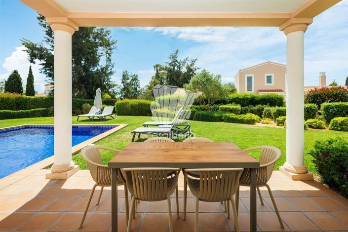 Image No.8-3 Bed House for sale