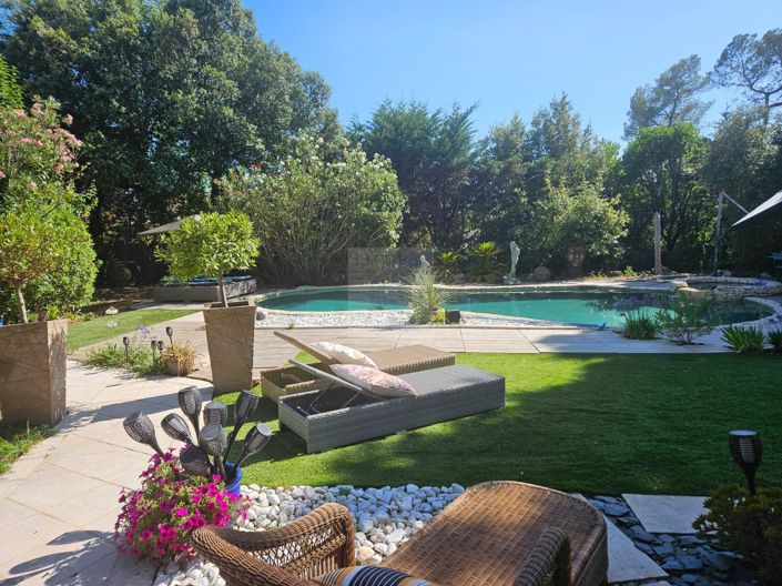 Image No.3-4 Bed House for sale