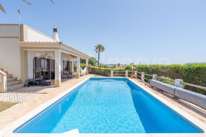 Image No.21-4 Bed House for sale