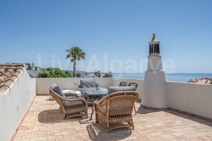 Image No.23-4 Bed House for sale