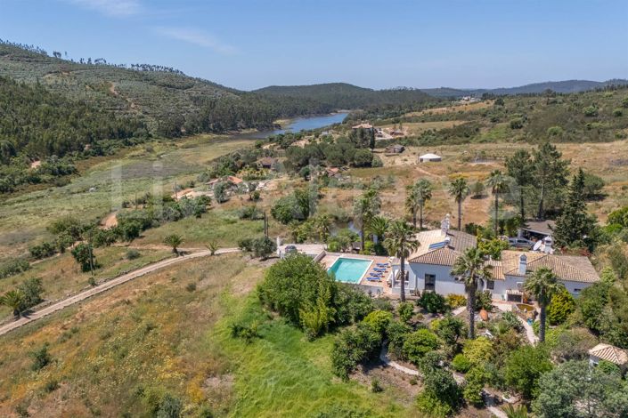 Image No.2-3 Bed House for sale