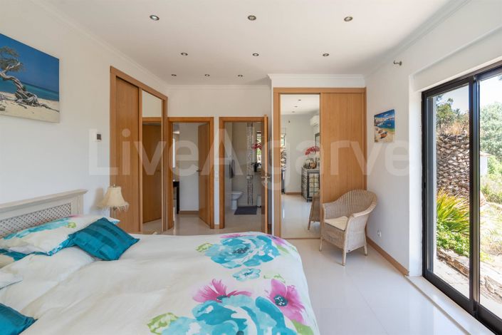 Image No.32-3 Bed House for sale