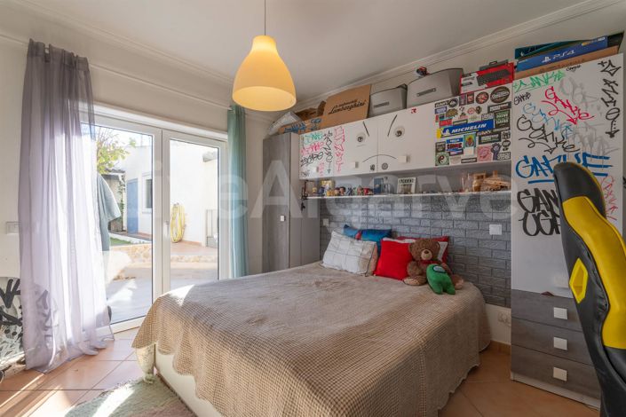 Image No.16-3 Bed House for sale