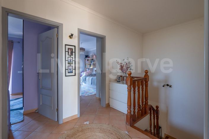 Image No.19-3 Bed House for sale