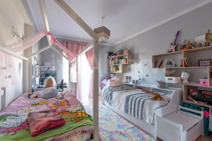 Image No.20-3 Bed House for sale