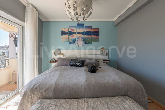 Image No.24-3 Bed House for sale