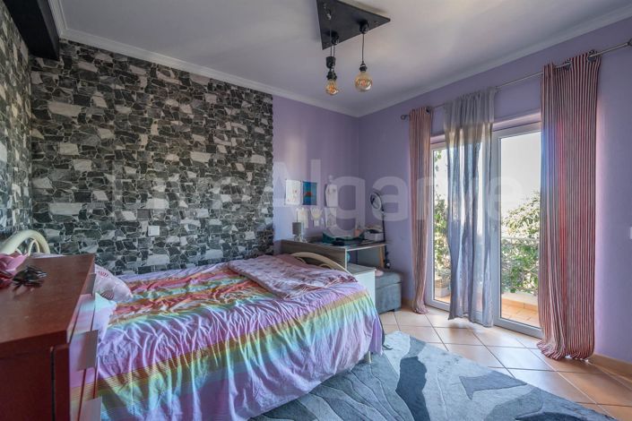 Image No.27-3 Bed House for sale