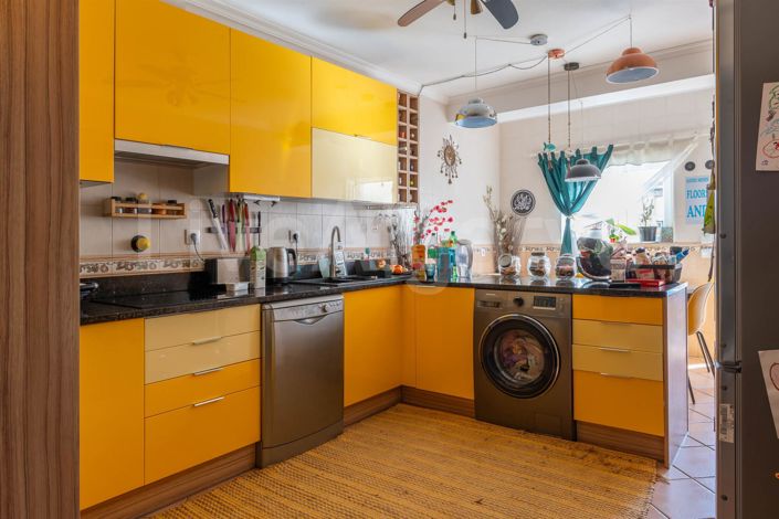 Image No.7-3 Bed House for sale