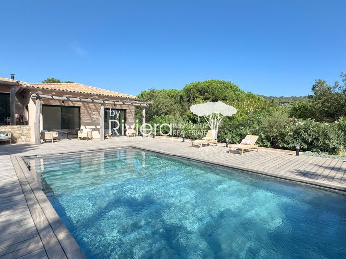 Image No.4-4 Bed House for sale