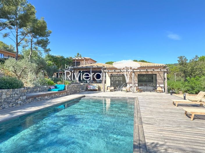 Image No.6-4 Bed House for sale