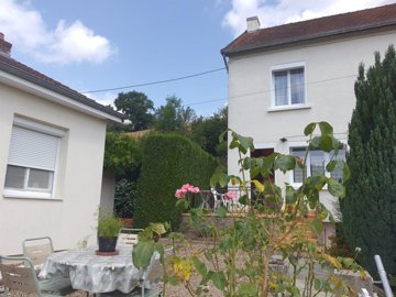 1 - Gueugnon, House