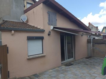 1 - Digoin, House