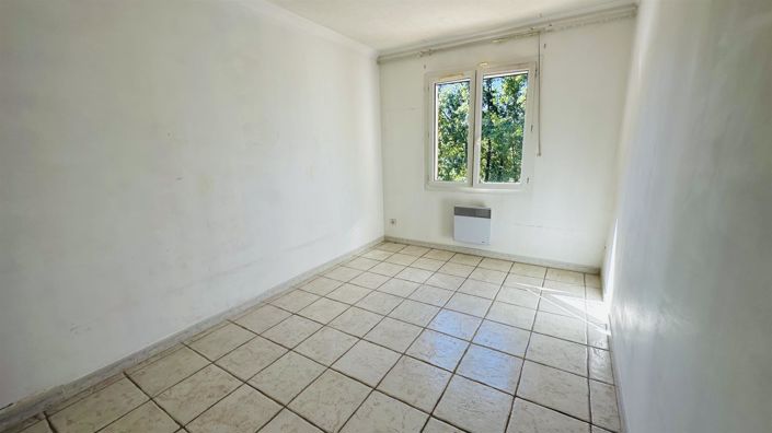 Image No.21-5 Bed House for sale