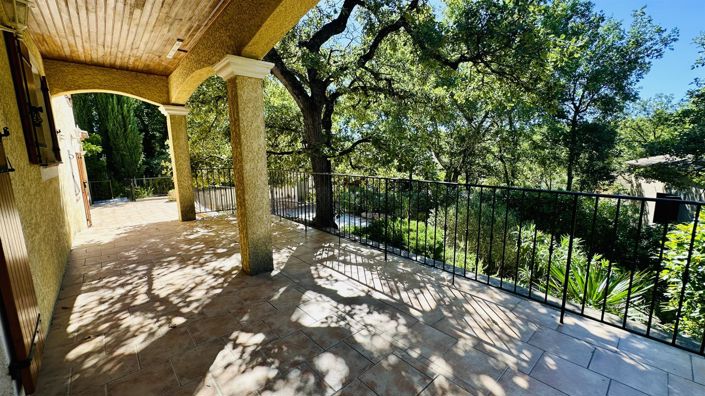 Image No.7-5 Bed House for sale