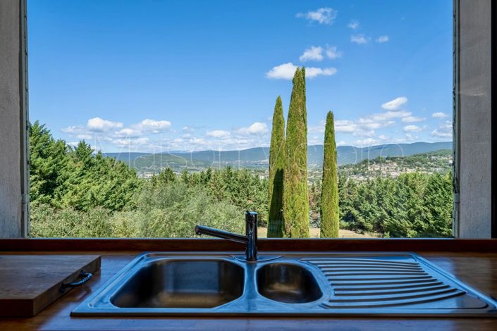 Image No.17-5 Bed House for sale