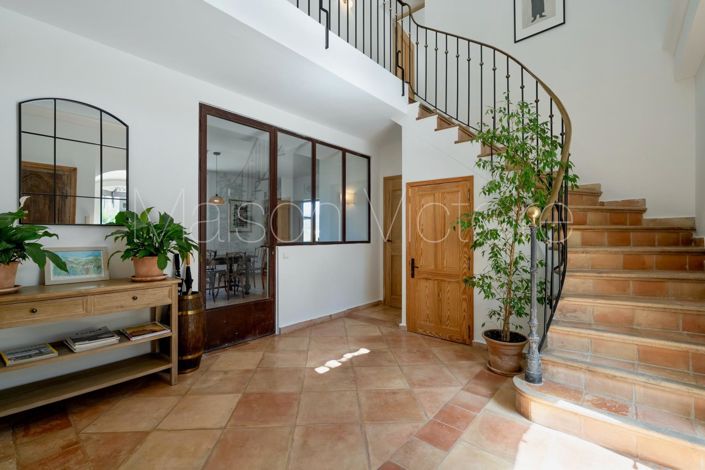 Image No.23-5 Bed House for sale