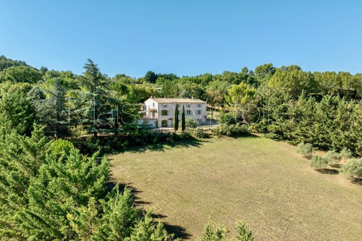 Image No.9-5 Bed House for sale