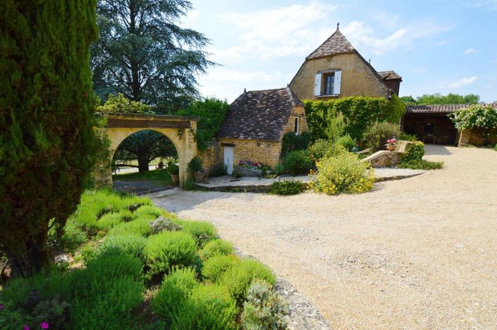 Image No.14-Propriété de 8 chambres à vendre à Montignac