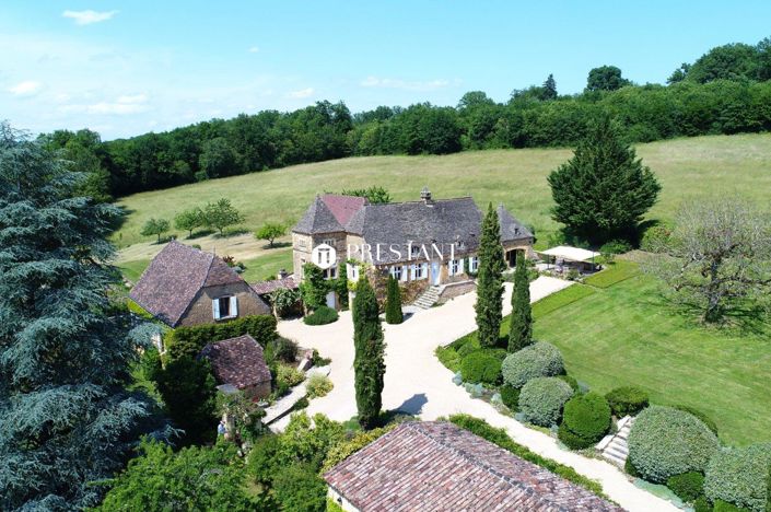 Image No.19-Propriété de 8 chambres à vendre à Montignac