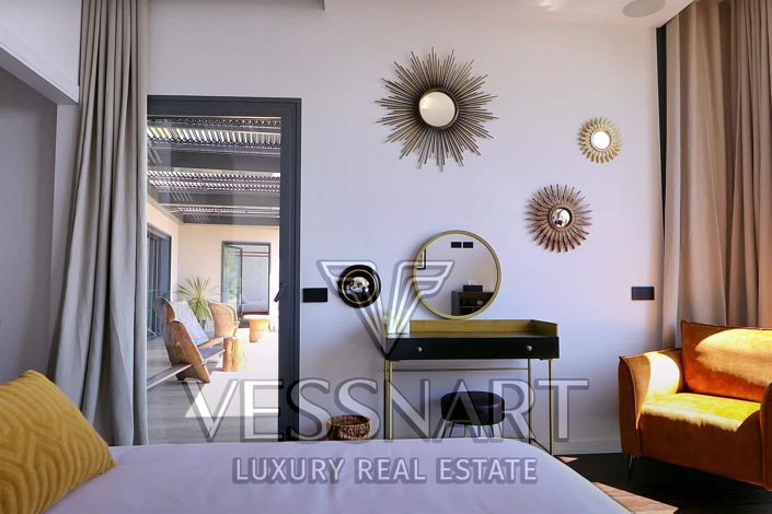 Image No.14-5 Bed House for sale