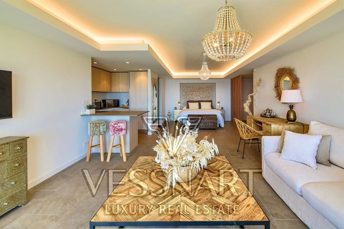 Image No.16-5 Bed House for sale