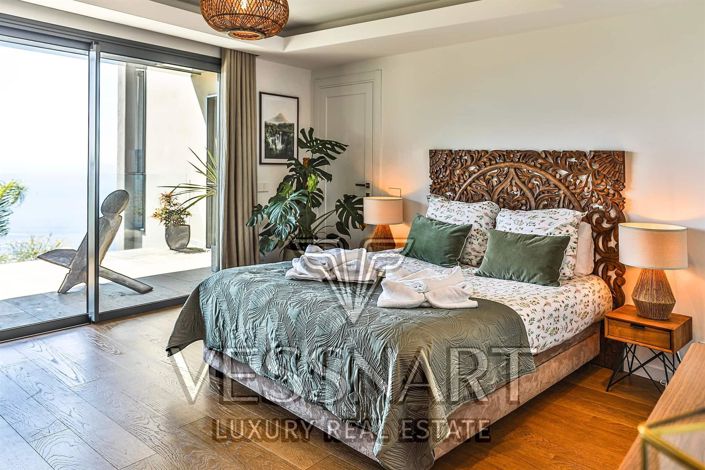 Image No.19-5 Bed House for sale