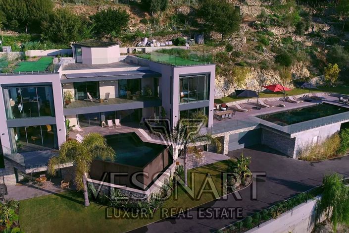 Image No.6-5 Bed House for sale