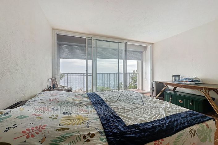 Image No.12-8 Bed House for sale